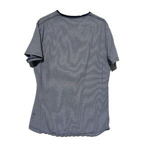 Lululemon Men 5 Year Basic V Neck Striped T No Size Dot